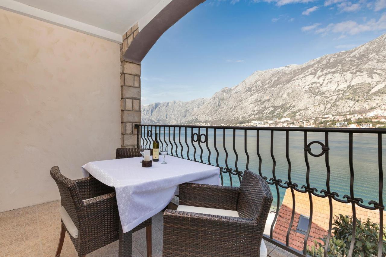 Apartments Vuković Kotor Buitenkant foto