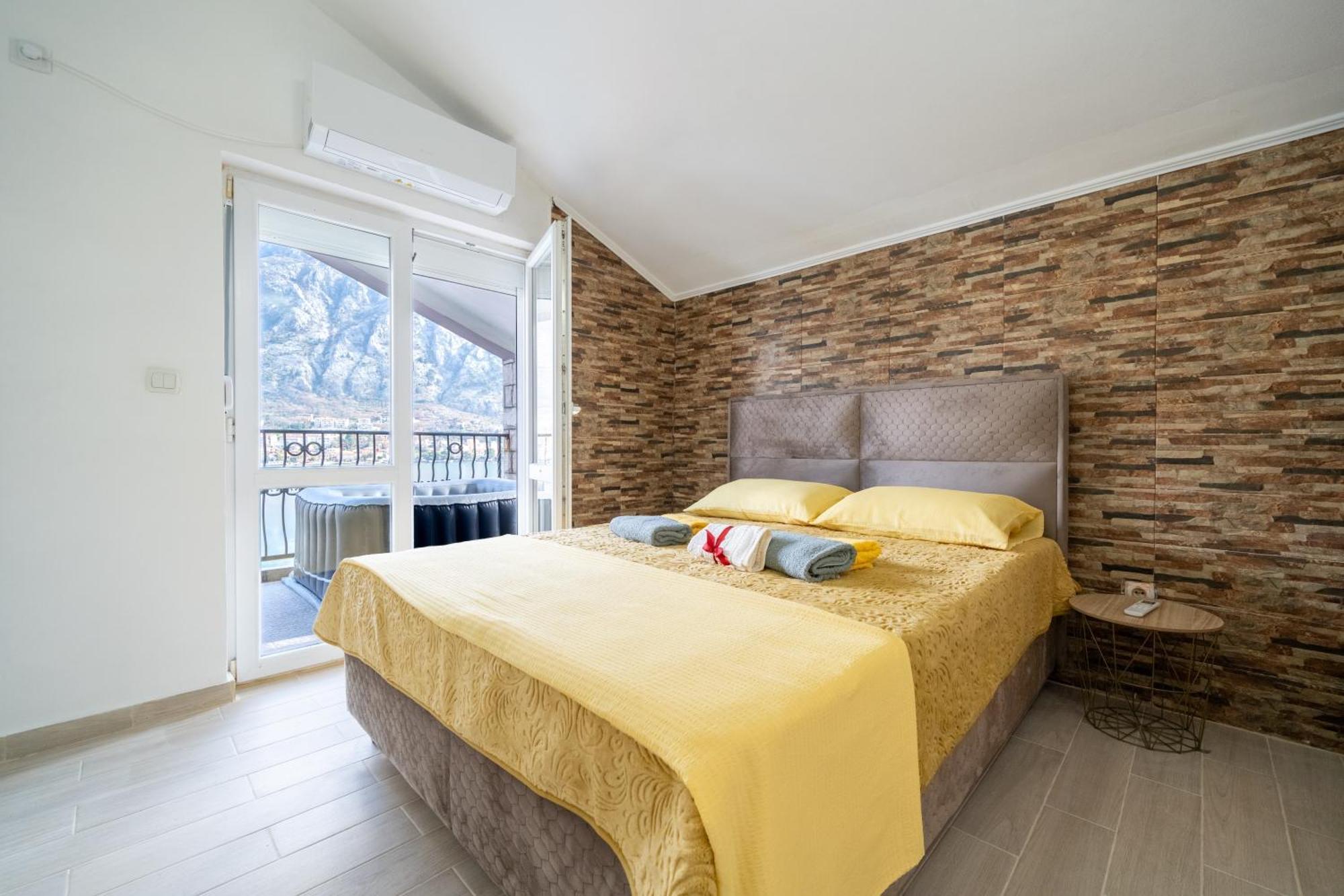 Apartments Vuković Kotor Buitenkant foto
